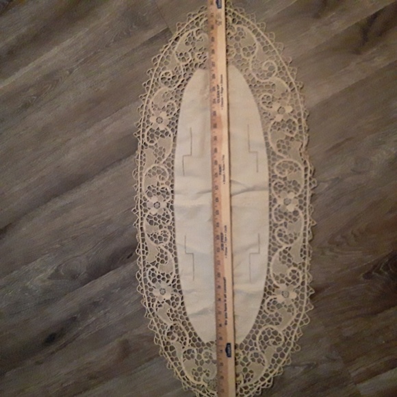 Vintage Linens Kitchen Vintage Oval Shape Table Runner Poshmark
